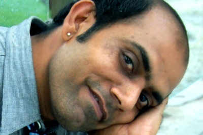 I don't want to make further loss by making a Gujarati movie: Dinesh Lamba