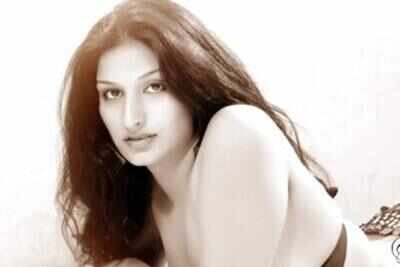 Poonam Dubey is in love