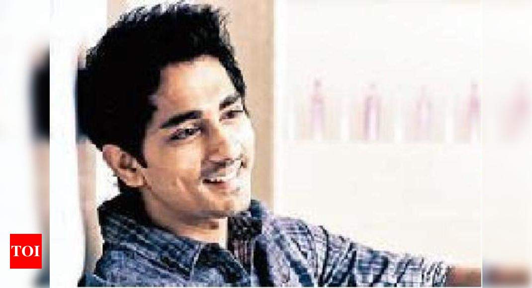 Siddharth Wins Plaudits For Kaaviya Thalaivan Telugu Movie News