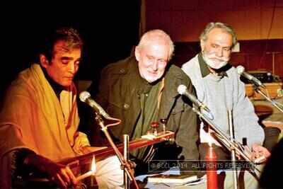 Tom Alter, Uday Chandra and Chander Mohan Khanna perform together in Lucknow