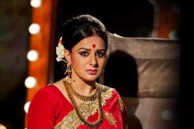 Watch Pooja Gandhi on Maja Talkies tonight