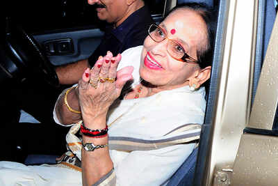 Madhuri attends the G Devarajan award ceremony in Trivandrum