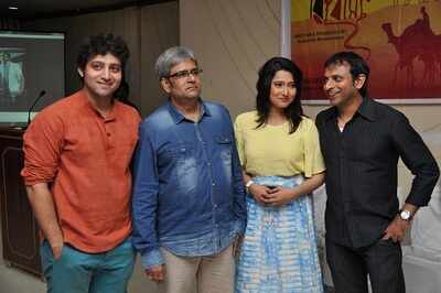 Sampurna to star in dad's debut directorial