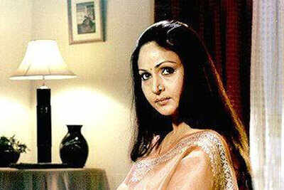 Rati Agnihotri agrees to mediation in cruelty case against hubby