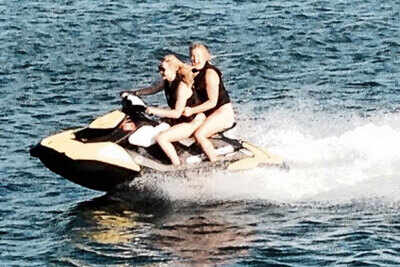 Jennifer Lawrence and Amy Schumer go jet skiing