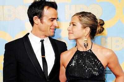 Justin Theroux wants Jennifer Aniston to keep her last name