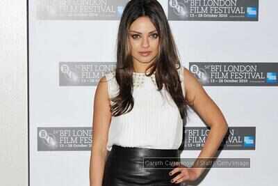 Mila Kunis, Christina Applegate to star in new comedy