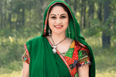 Gracy Singh repeats her 'Lagaan' look on TV