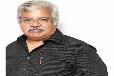 Veteran actor caught talking about bribing jury members!