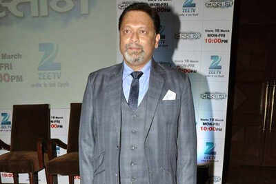 I have now adjusted to my wife Rinku’s bald look: Kiran