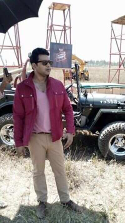Raghu Mukherjee to host Action Star