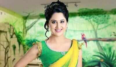 Miya plays a Kochi girl in her next Tamil film