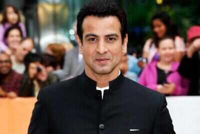 Ronit Roy to do a comedy show on Sony TV