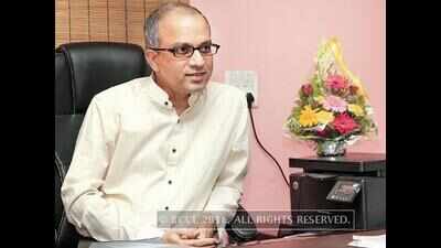 Kainthola promises FTII students will graduate in 3 years