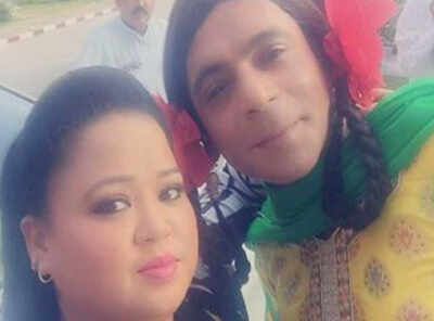 Bharti wishes Sunil Grover on his birthday, shares a pic