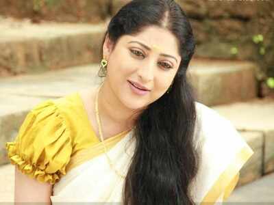 Lakshmi Gopalaswamy on 'Annie's Kitchen'
