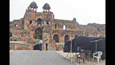 Permission for every location in Delhi makes shoot hectic for film’s crew