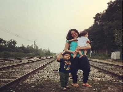 Kanchi Kaul's adorable picture with sons in Punjab