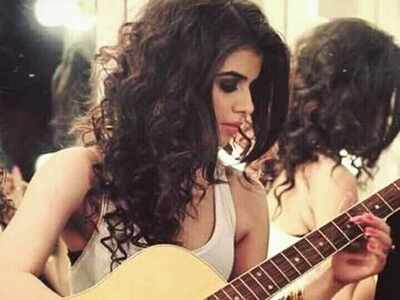 Bigg Boss 10: Contestant Kajol Tyagi's photos, videos
