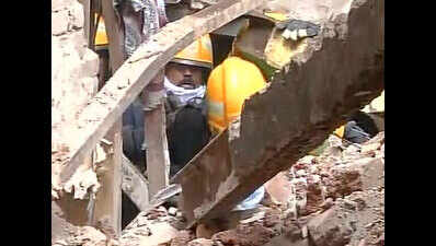 4 dead after 5-storey structure collapses in Mumbai