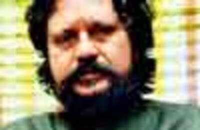 Amole Gupte turns politician now