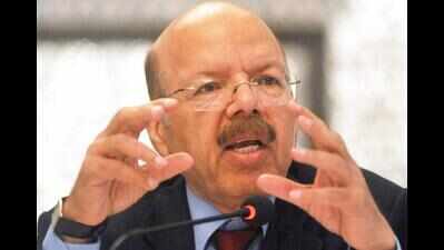 CEC reviews Uttarakhand poll preparedness, launches mobile apps for voters