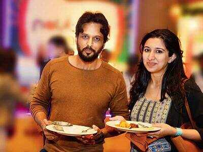 Aadarsh and Gulnar made one 'awww'some couple at Times Food Guide
