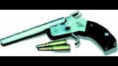 5 accused of robbing, killing steel shop staffers acquitted