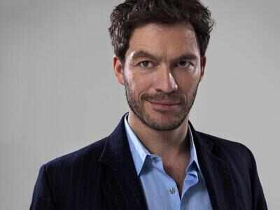'Tomb Raider' casts Dominic West as Lara Croft's father