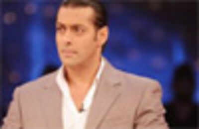 Fisticuffs on Salman’s sets