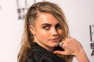 Cara Delevingne debuts pixie haircut