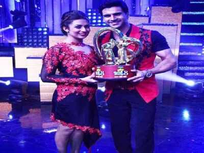 Divyanka Tripathi, Vivek Dahiya spend quality time with each other after winning Nach Baliye 8