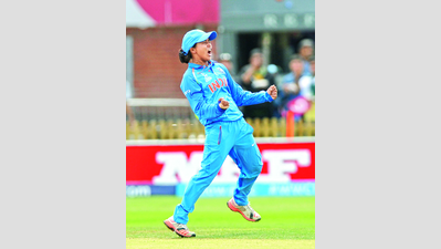 <arttitle><b>Uttarakhand cricketer Ekta Bisht’s mother, Tara: ‘People used to tell us ladkiyon ke match koi nahi dekhta, but today Ekta has made us proud playing cricket’</b></arttitle>