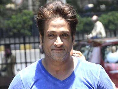 Pics: Bollywood celebrities attend prayer meet of Inder Kumar