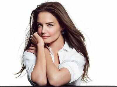 Katie Holmes to star in movie adaptation of 'The Secret'