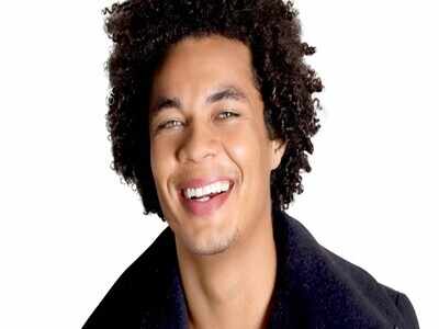 Ismael Cruz Cordova joins 'Mary, Queen Of Scots'