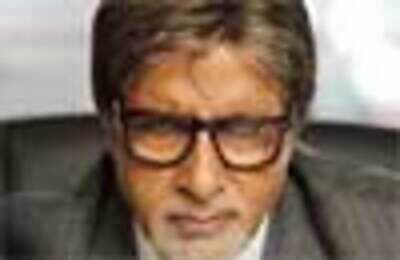Big B wants to work with Aamir