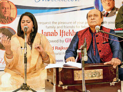 When guests mingled over ghazals