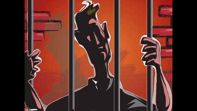 Nabha jail official, woman cop held for helping gangsters