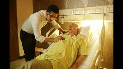 Soumitra Chatterjee, Gargee and Parambrata shoot for their next