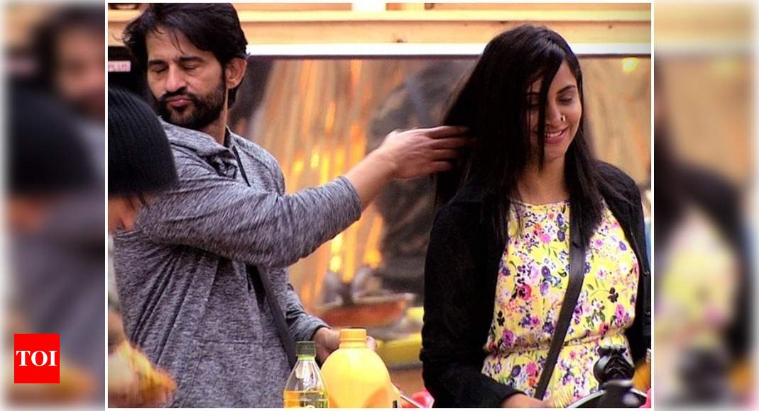 Bigg Boss Preview December Arshi Khan Asks Hiten Tejwani To