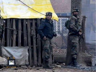 Major was not at Shopian firing spot, claim Army sources