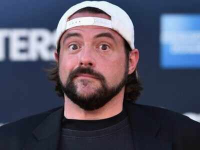 Kevin Smith goes vegetarian after heart attack scare