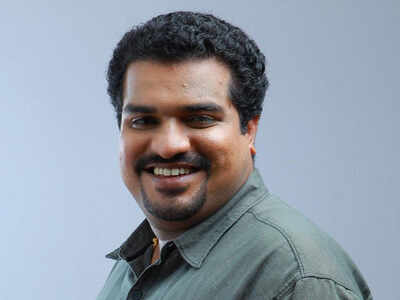 Dileesh Pothan to play the lead in 'Liyans'?