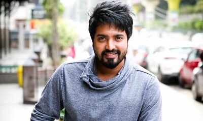 Radha Ramana actor Skanda Ashok's birthday celebration on sets; Co-star Shwetha shares post