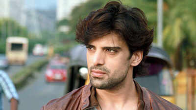 It is very frustrating to sit and wait for the right show: Mohit Malik
