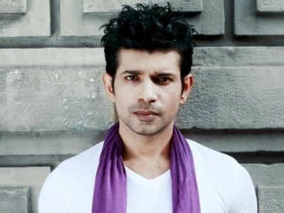 Mukkabaaz actor Vineet Kumar Singh signs Manish Mundra's 'Adhar'