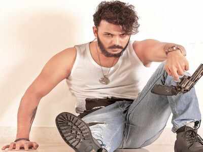 Manoranjan Ravichandran looks intense in Chillum!