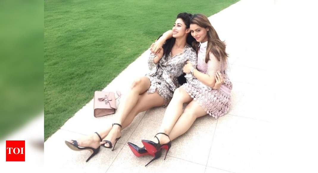 Naagin Actress Mouni Roy Posts The Cutest Birthday Wish For Her BFF