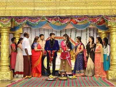 Pagal Nilavu written update, August 1, 2018: Tamizh and Arjun get engaged
